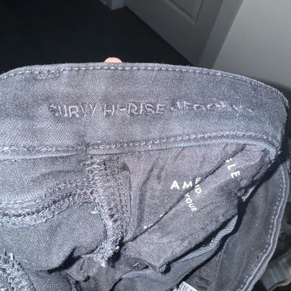 American Eagle Black High-Rise Jeggings